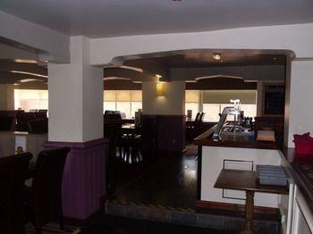 Fourways Hotel Blyth (Nottinghamshire) Exterior photo